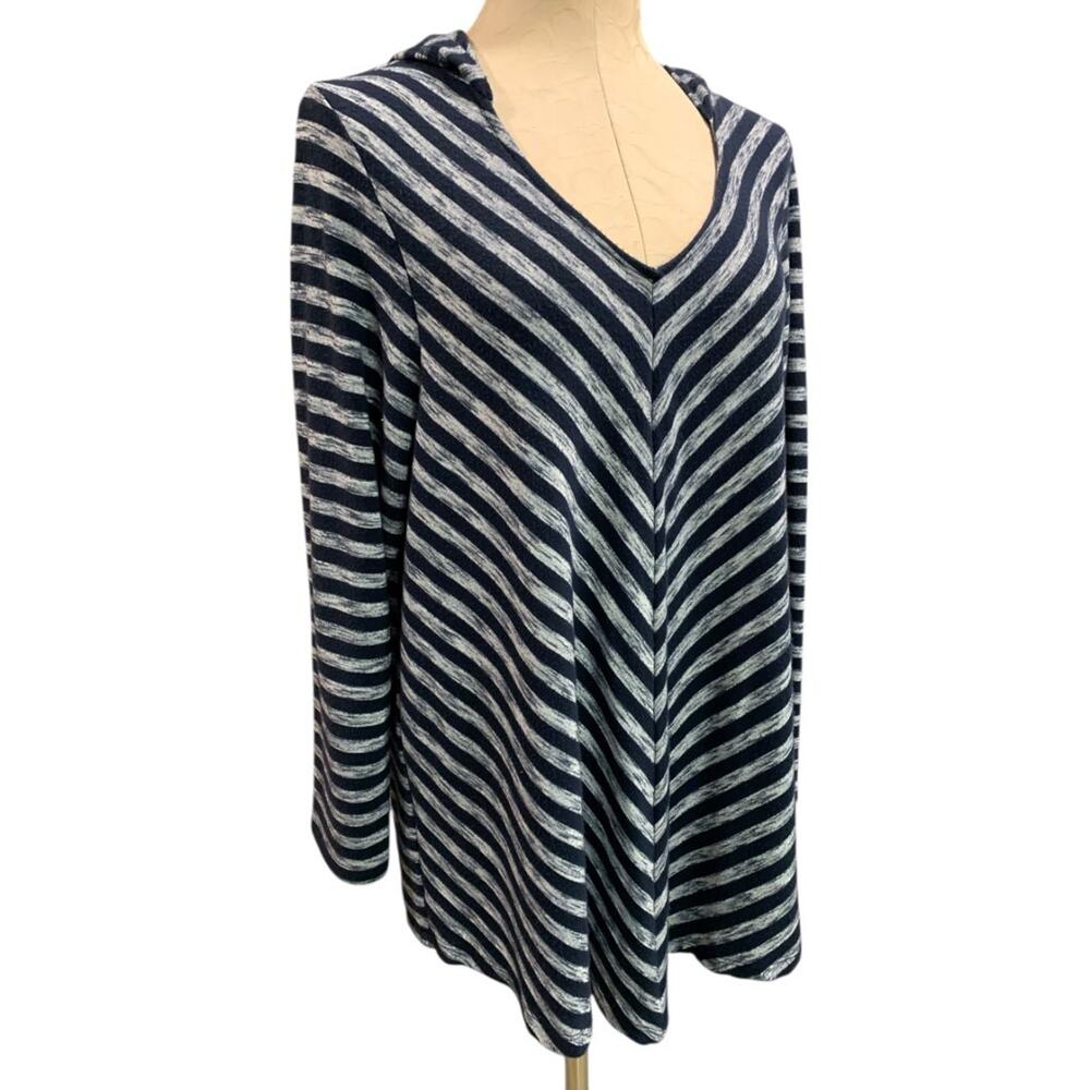 Size 18/20 Avenue Womens Navy Blue Hooded V-Neck Tshirt Long Sleeve
